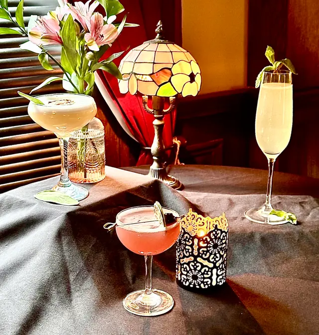 Quintana's Speakeasy — photo from the business 5