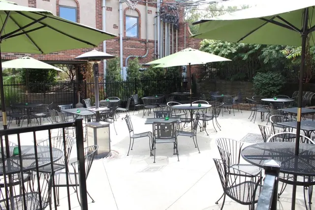 The Fairmount Cocktail Bar — photo from the business 9