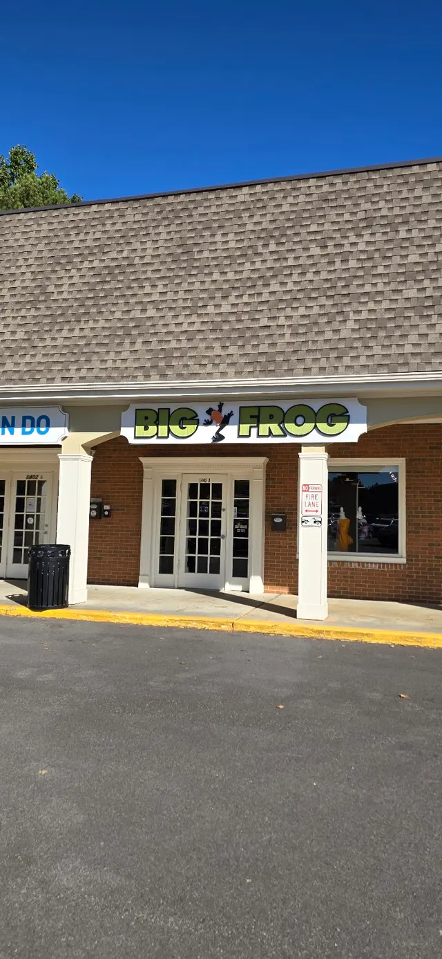 Big Frog Custom T-Shirts & More — customer photo 8