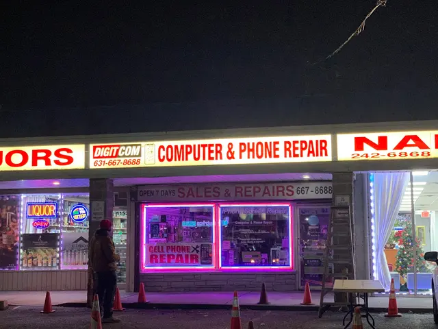 Digitcom Computer & Cell Phone Repair — photo from the business 5