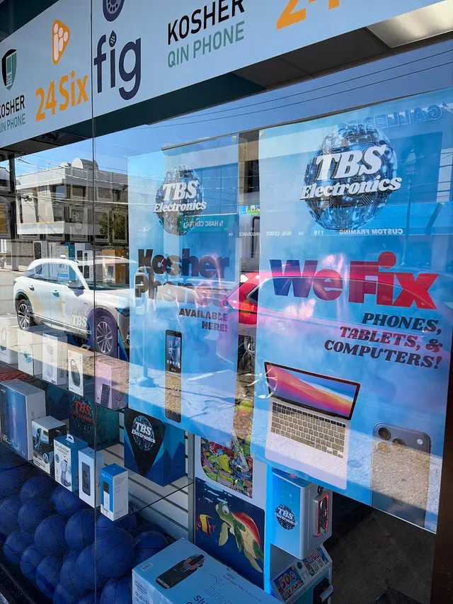 Five Towns Phone Repairs — photo from the business 4