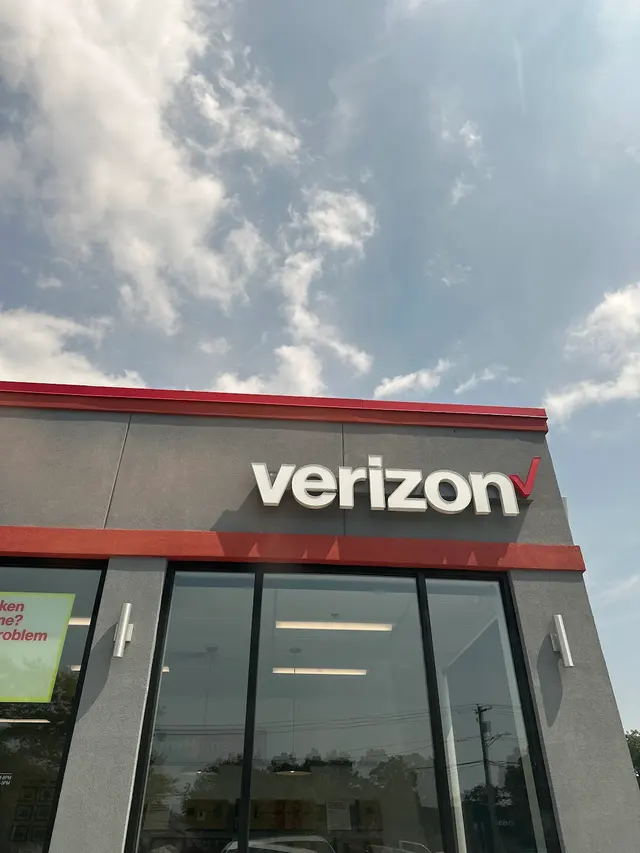 Verizon — customer photo 10