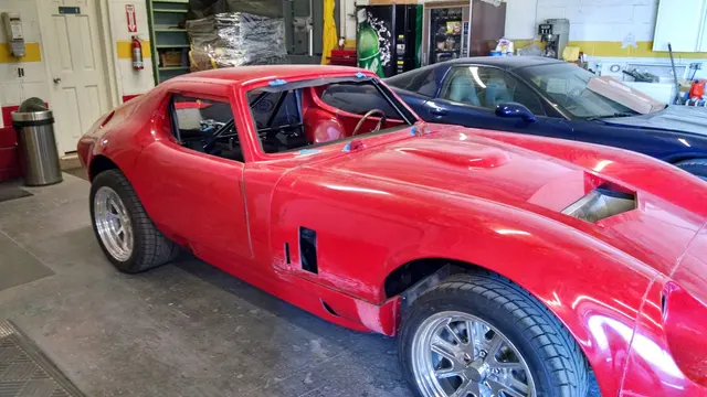 Earl's Collision Center & Auto Body Repair — customer photo 11