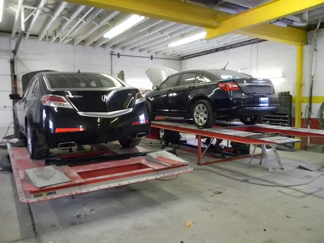 Earl's Collision Center & Auto Body Repair — photo from the business 6