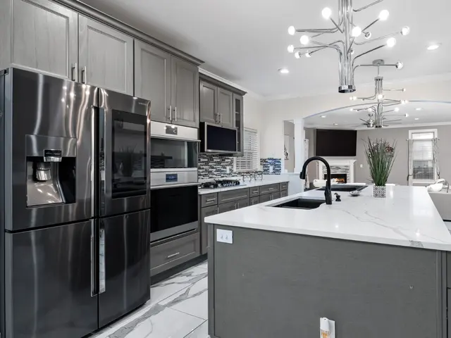 Jeff Cook Real Estate LPT Realty - Charleston — photo from the business 6