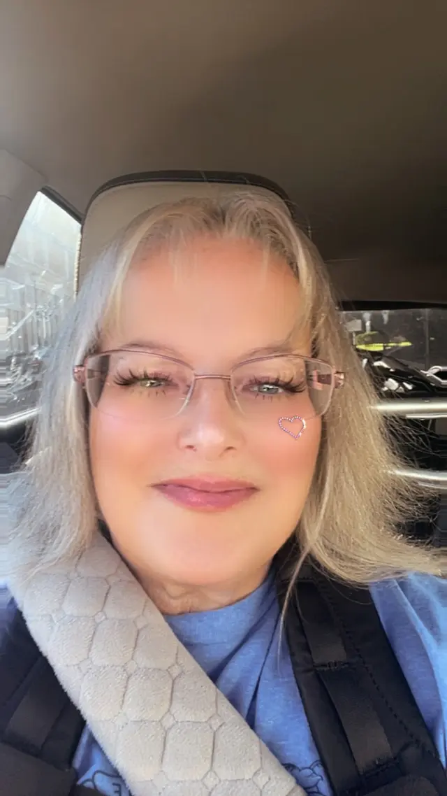 Customer photo from Della's review