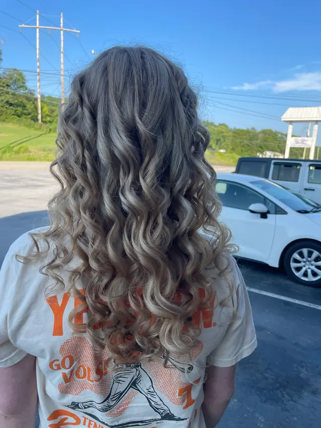 Top Knot Salon — customer photo 3