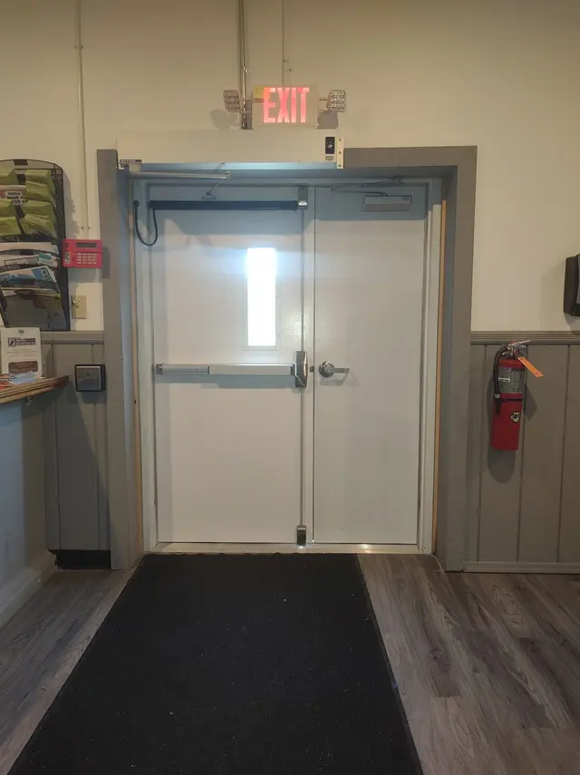 Navriz Doors — photo from the business 1
