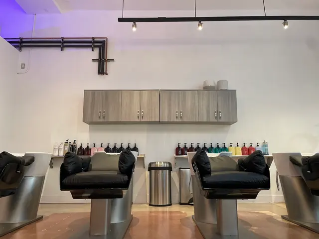 Salon 96 Throckmorton — customer photo 4