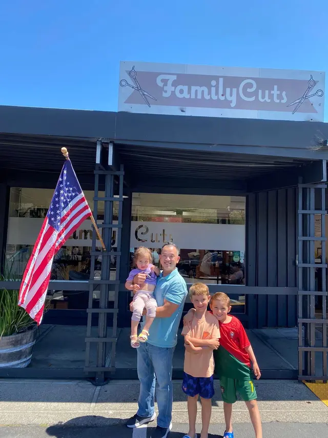 FamilyCuts — photo from the business 2