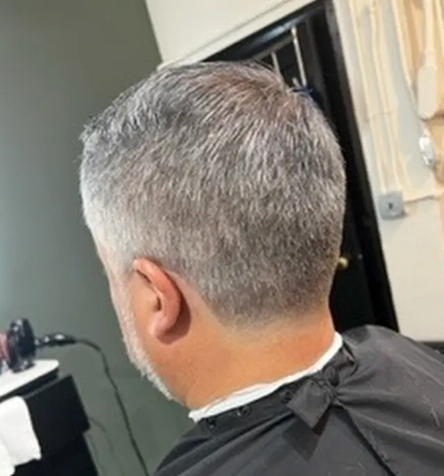 Shavery Barbershop — photo from the business 12