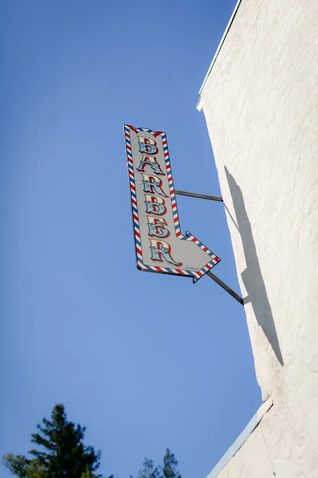 Shavery Barbershop — photo from the business 8