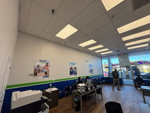Freeway Insurance — photo from the business 2