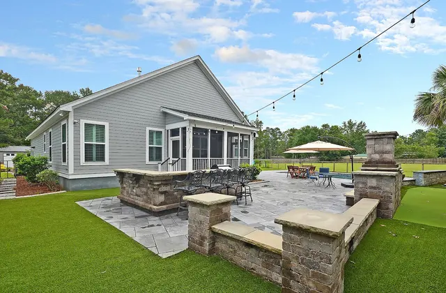 Real Estate House International — photo from the business 2