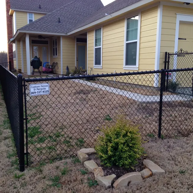 Custom Fence & Pergola LLC — photo from the business 10
