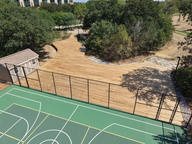 Decks Fence Wood Contractors — photo from the business 5
