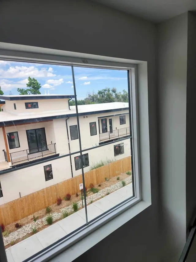 Customer photo from Rockland's review