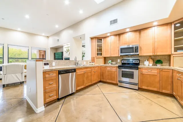 Desert Gardens Assisted Living and Memory Care At Hacienda — photo from the business 8
