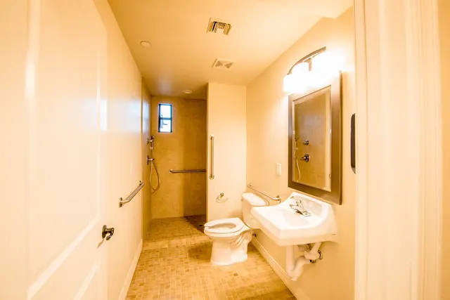 Hacienda De Luna Assisted Living — photo from the business 3