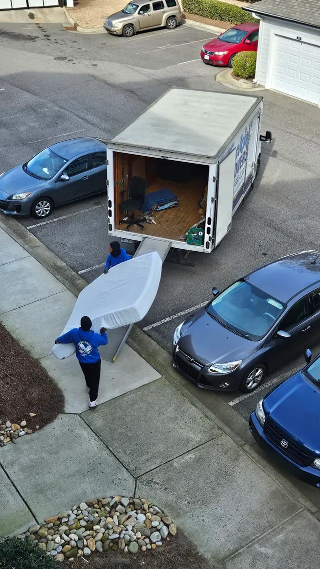 Truckin' Movers Corporation — customer photo 9