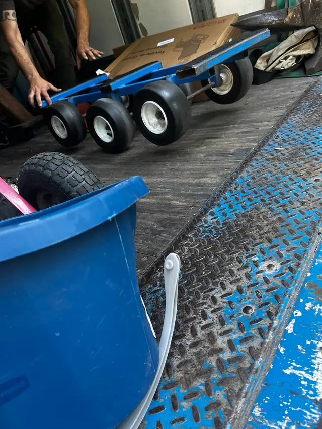 Mack's Moving — photo from the business 6