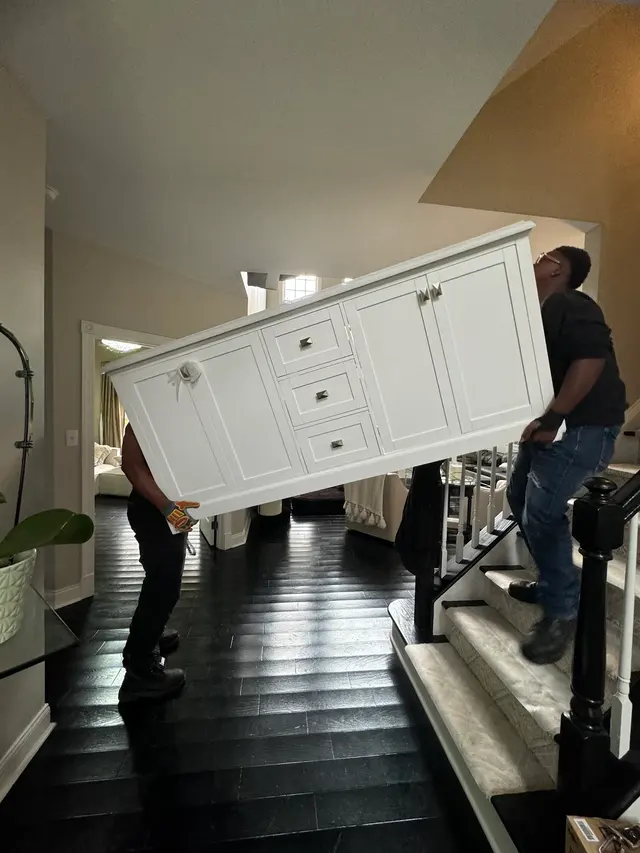 Mack's Moving — photo from the business 1