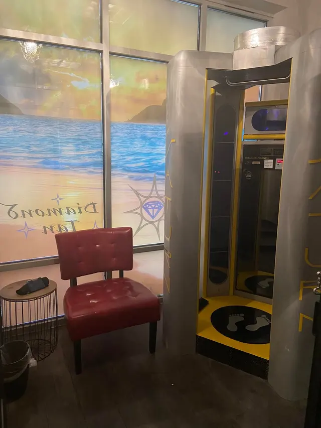 Diamond Tan Salon and Spa — photo from the business 3