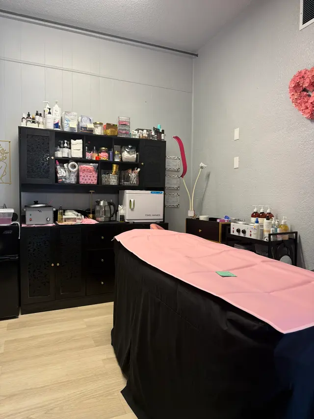 April Sonnenberg Skin Solutions — photo from the business 6