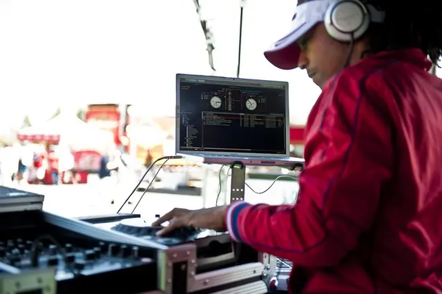 DJ Will Gill — photo from the business 10