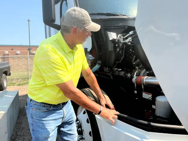 Extra Mile CDL Academy — photo from the business 2