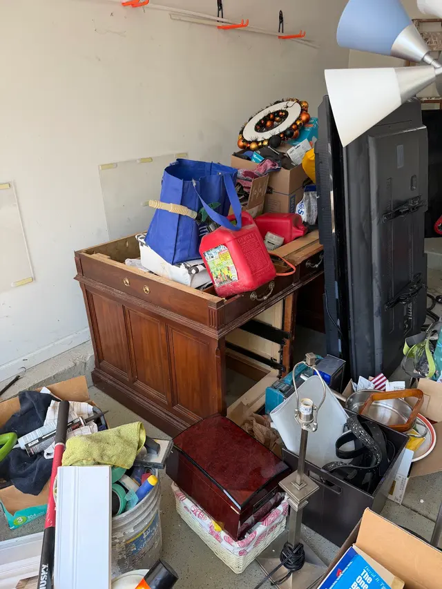 Junk Thirsty — photo from the business 9