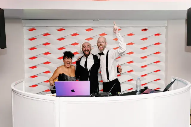 Ello Entertainment — customer photo 6