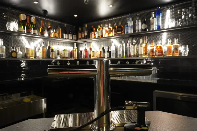 Live Axe — photo from the business 9