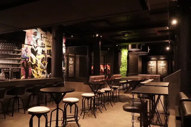 Live Axe — photo from the business 1